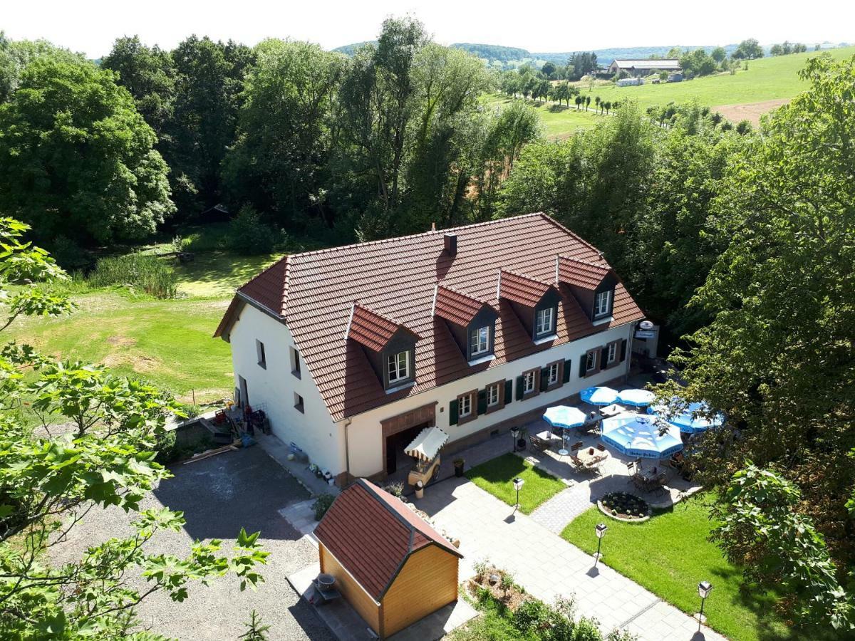 Gaestehaus Alte Klostermuehle Grafinthal ภายนอก รูปภาพ